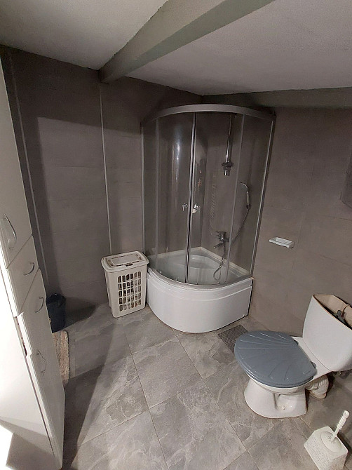 Оренда 2-кімн.Мансарда.В центрі Вул.Берчені Ужгород - зображення 4