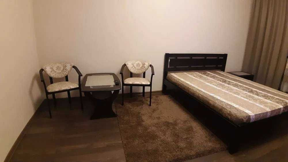 Довгострокова оренда 1к квартири на вул Юрія Кондратюка Київ - зображення 1