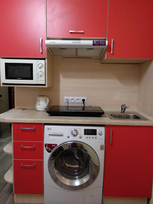 Победа 1. Вид на Днепр. Низкие коммунальные. Для одного. Дніпро - зображення 1