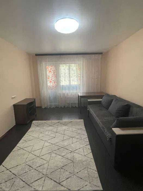 Довгострокова оренда 1к квартири, пр Червоної Калини Киев - изображение 1