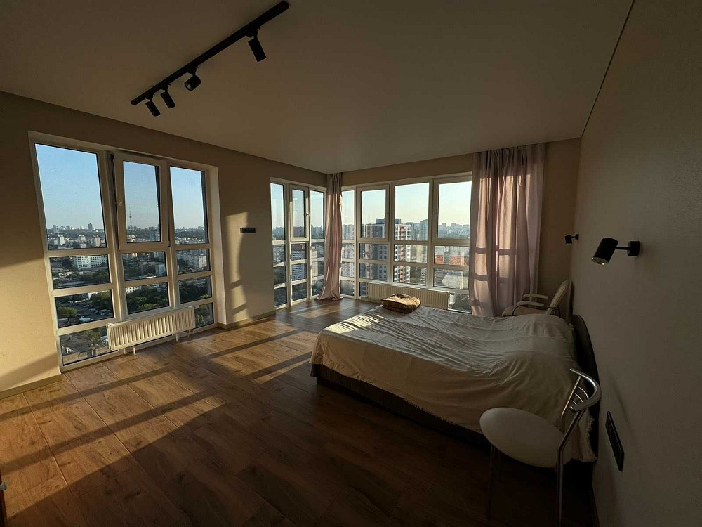 Здача від власника 3к двоповерхова квартира жк Бережанский Киев - изображение 8