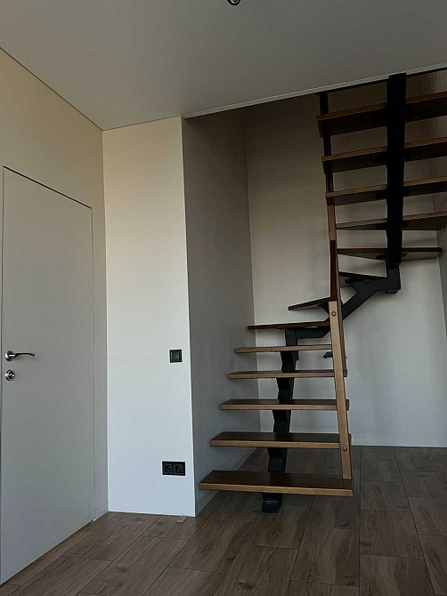 Здача від власника 3к двоповерхова квартира жк Бережанский Киев - изображение 6