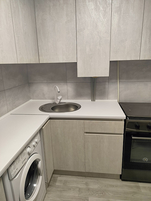 Здається 1 кв зупинка Південна, ЮТЗ з ремонтом Николаев - изображение 4