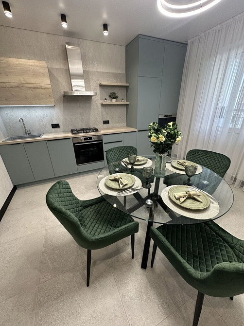 1 ком Ремонт Центр Hollywood Сертификат Єоселя Чернігів - зображення 4