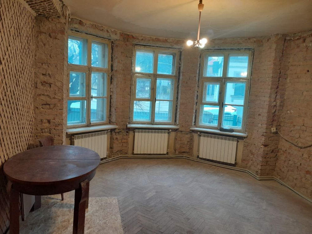 Продам 2 кімнатну квартиру в історичному центрі Ужгорода Ужгород - зображення 1