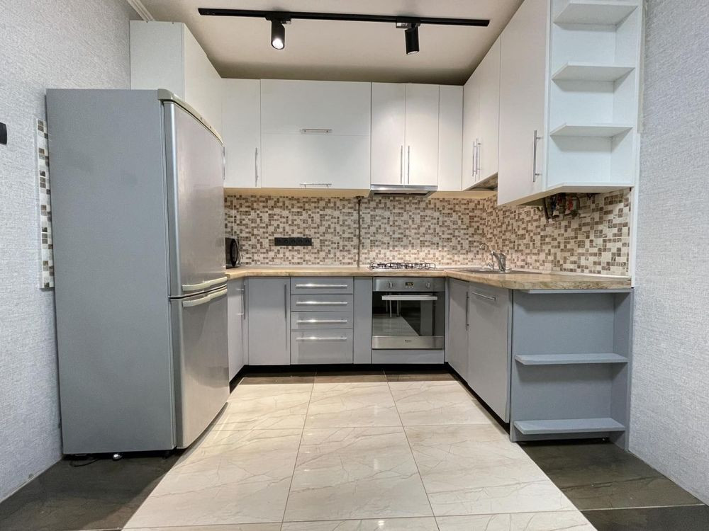 Центр! Однокімнатна квартира з хорошим ремонтом з газом! Буча - изображение 2