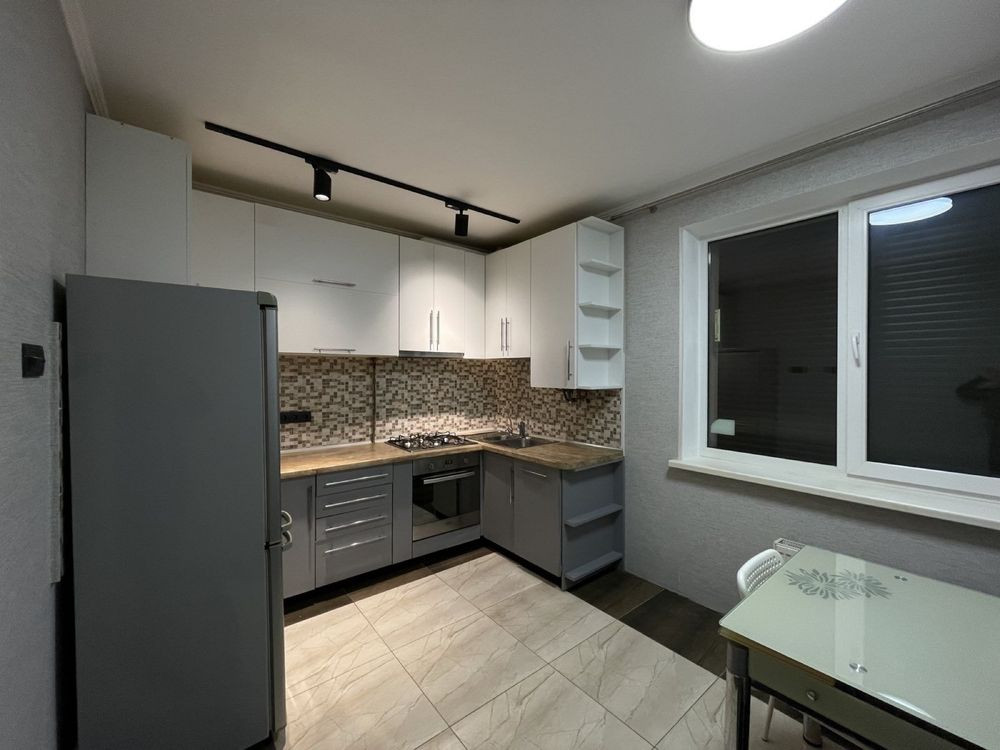 Центр! Однокімнатна квартира з хорошим ремонтом з газом! Буча - изображение 3