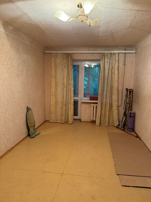 Продам трехкомнатную квартиру под ремонт Гагарина Дніпро - зображення 2