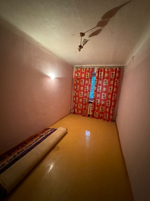 Продам трехкомнатную квартиру под ремонт Гагарина Дніпро - зображення 1