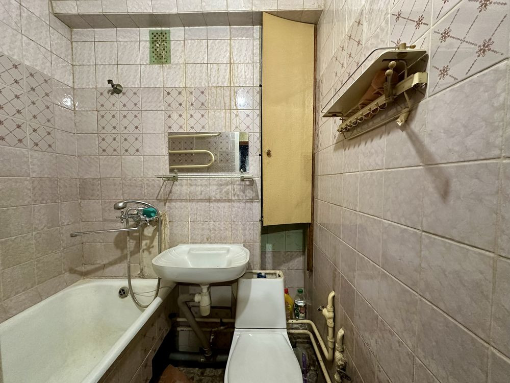 Продам 1к квартиру 30,6м2 большой балкон м. Дарница Малышко Киев - изображение 6