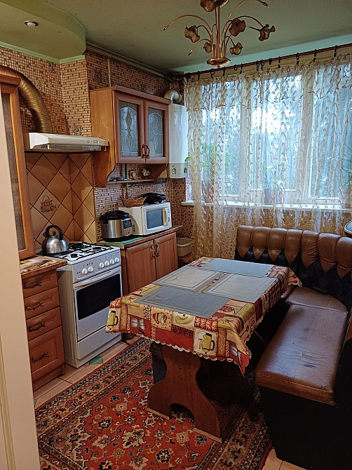 Продам 3 кім квартиру 8 Березня Ужгород - зображення 2