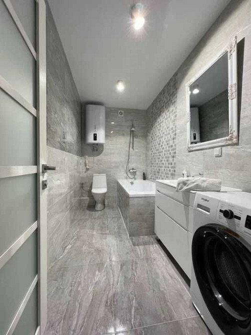 Однокімнатна квартира + студія залізничний район довготривала оренда Львів - зображення 8