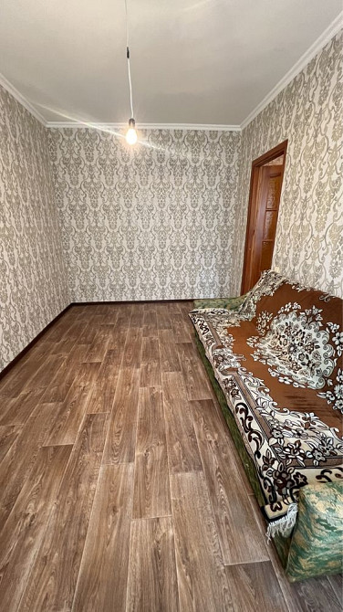 Двокімнатна квартира з двориком; Центр міста Гостомель - зображення 1