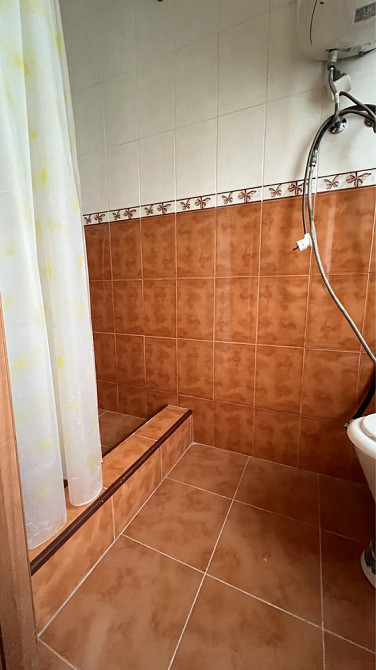 Двокімнатна квартира з двориком; Центр міста Гостомель - зображення 5