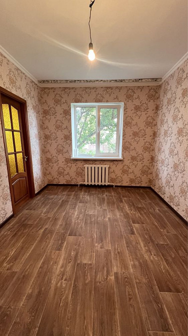 Двокімнатна квартира з двориком; Центр міста Гостомель - зображення 3