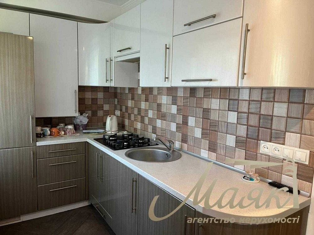 продам 2-к.кв.студія,4/5 Бул Центральний, пл Фестивальна Запоріжжя - зображення 1