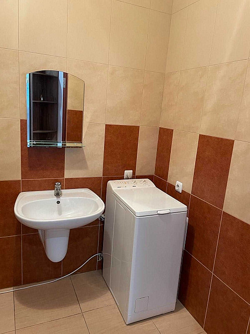 1к квартира с ремонтом ул Светлая 3д Новострой м Бориспольская Киев - изображение 7