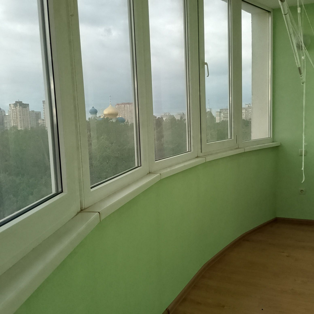 Своя 2к.кв. м"Житомирская" Крамского,9. Святошино Киев - изображение 5