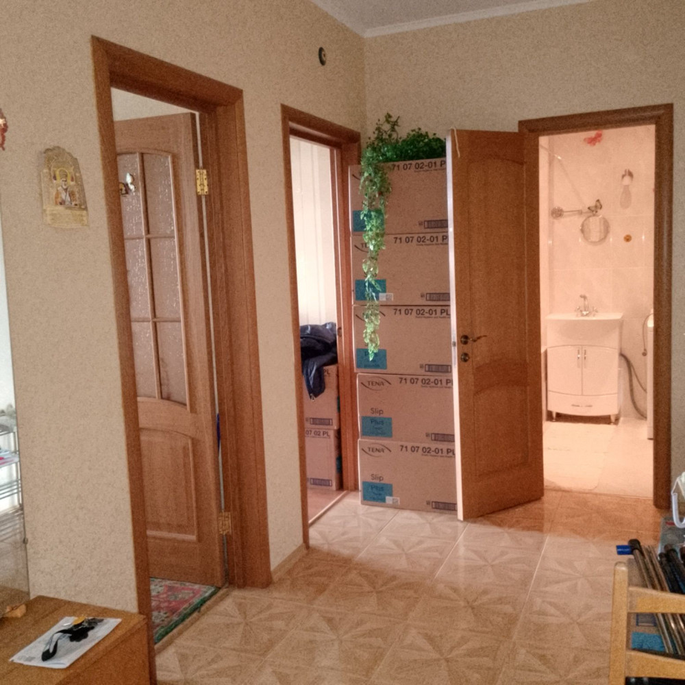 Своя 2к.кв. м"Житомирская" Крамского,9. Святошино Киев - изображение 7