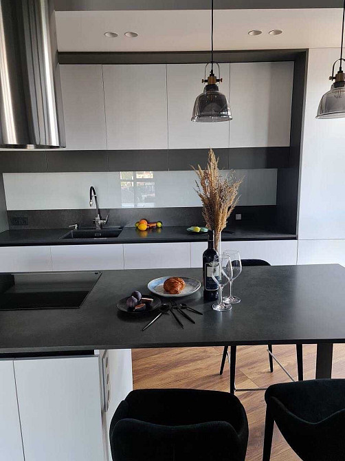 2к квартира с ремонтом ул Липковского, 16г Киев - изображение 2