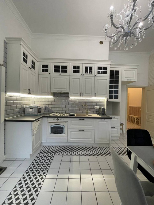 Сдам новую стильную квартиру в центре города Одесса - изображение 2