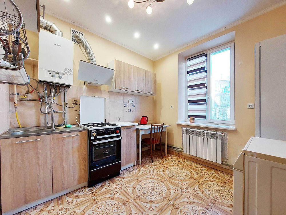 Оренда вул.  Городоцька р-н  Привокзальної 1 кім. 9000грн. Львов - изображение 1