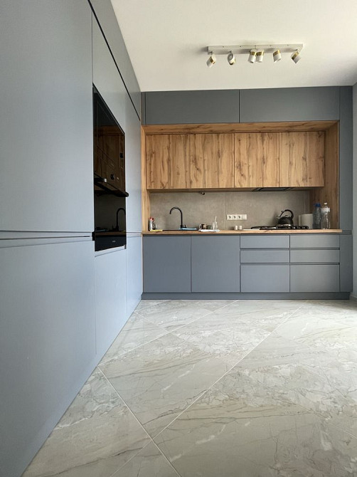 Здається 1-кім новобудова на Гер. Майдану! Черновцы - изображение 1