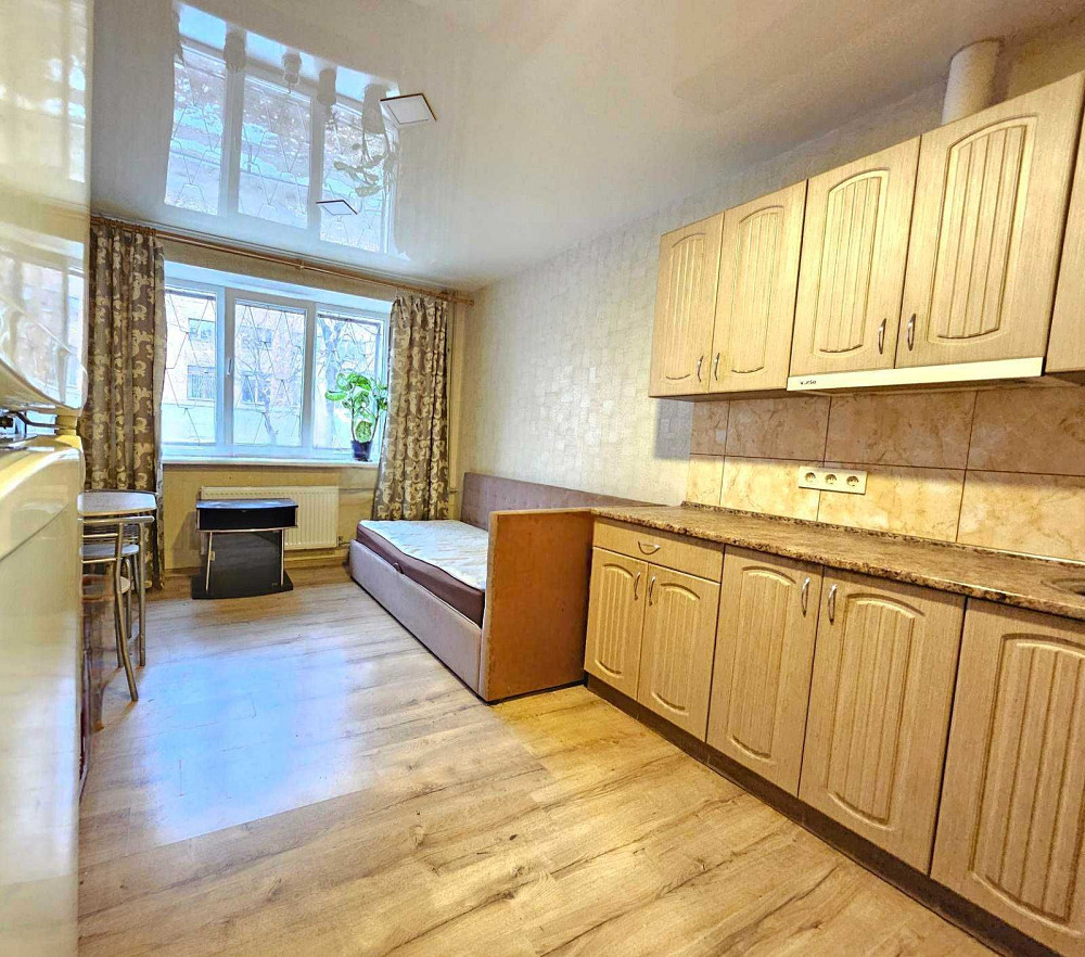 Сдам 1к гостинку на Холодной горе, пр. Любови Малой 4 Харьков - изображение 1