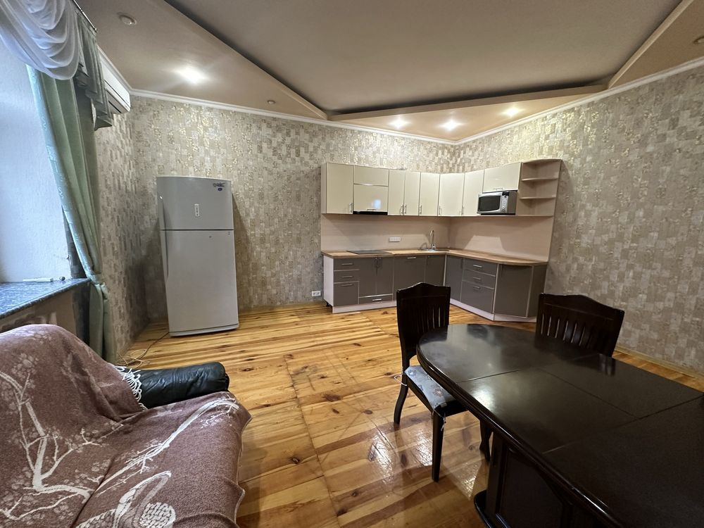 Сдается жилье с бассейном в тихом центре пер. Театральный , Никольский Харьков - изображение 3