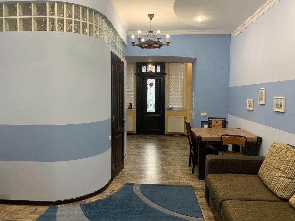 Центр Дерибасовская/Пушкинская  2 комнтная Одесса - изображение 1