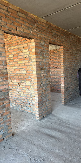 Простора однокімнатна з гардеробом Буча - изображение 5