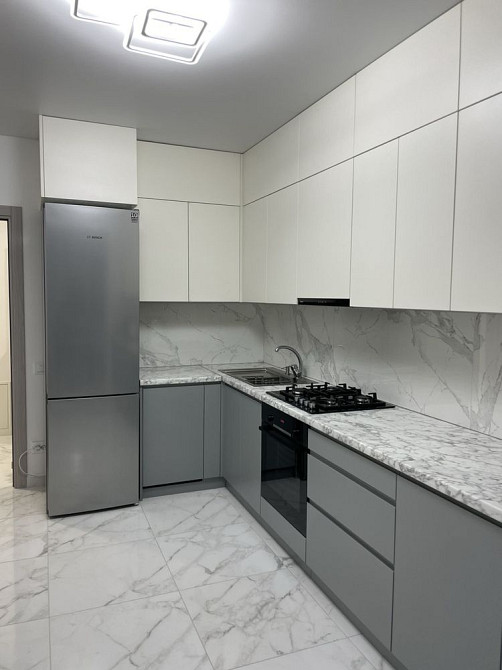 Сучасна двокімнатна квартира в ЖК Княгинин Івано-Франківськ - зображення 1