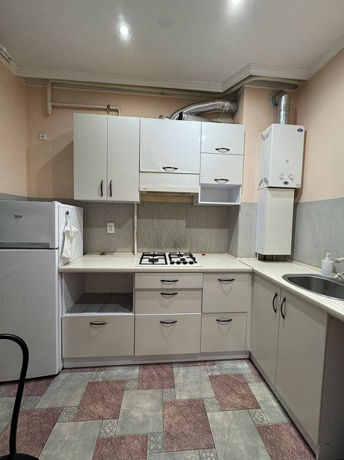 1 комн улица Соборности Соц город Кривий Ріг - зображення 2