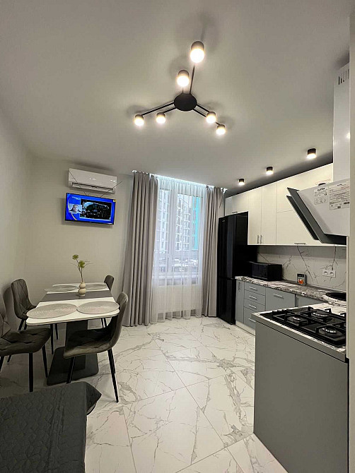 Оренда 1 кімнатної квартири по вулиці Щирецька Львів - зображення 1