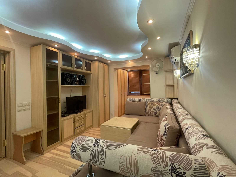 Довготривала оренда 2к квартири на бул. Дарницький Київ - зображення 2