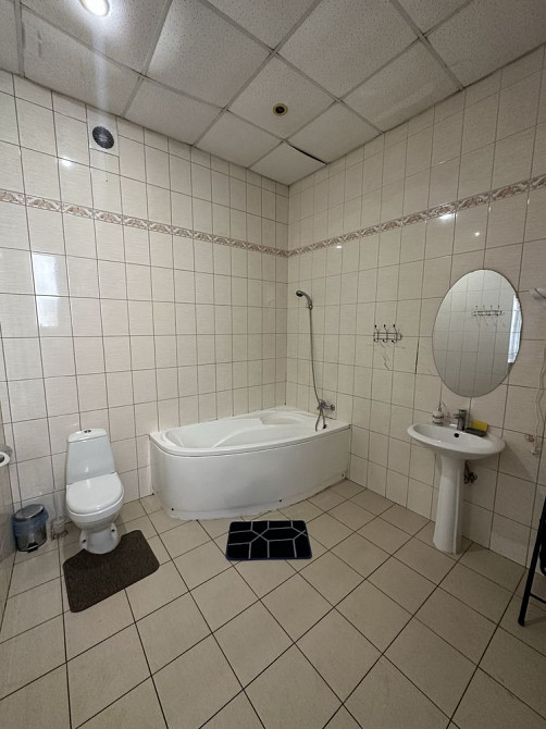 Продаж 2 к квартира вул.Дорошенка (ЦЕНТР) Львів - зображення 1