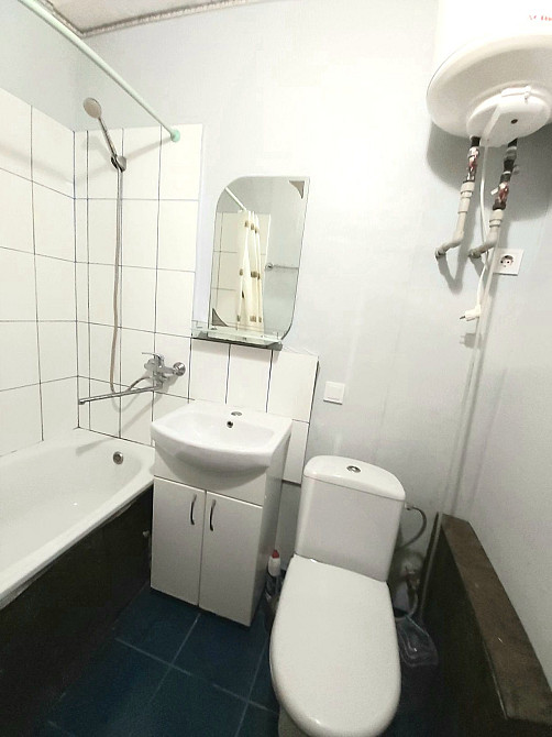 Продам 1 комнатную гостинку Харьков - изображение 4