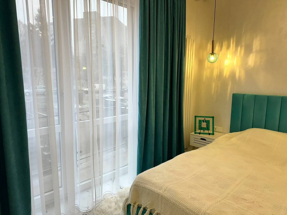 Дизайнерська 2К квартира| Центр Рівне - зображення 5