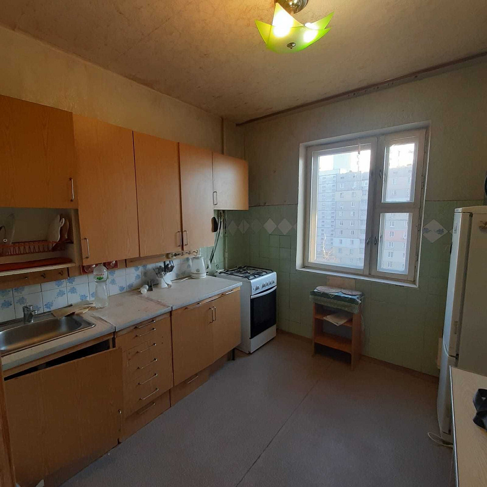 Вербицкого№19-5минут Пешком Метро=Вырлица Киев - изображение 1