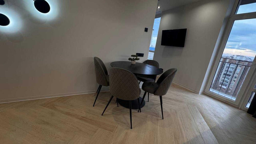 Здається в оренду неймовірна квартира в діловому центрі міста Івано-Франківськ - зображення 5