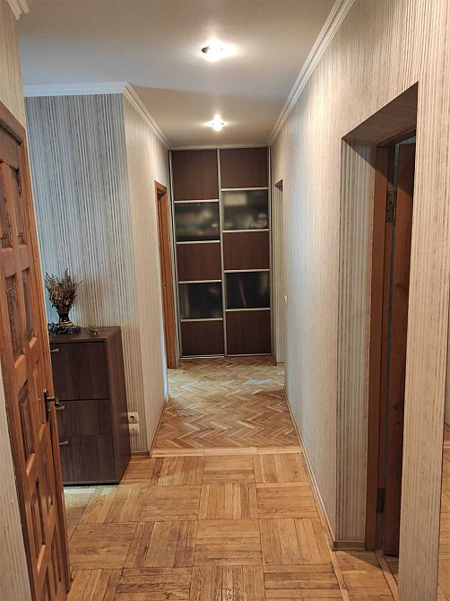 В центрі особлива 3х кв. Житлова пл. 56 кв.м.28+16+12.Загальна 75 кв м Черкассы - изображение 5