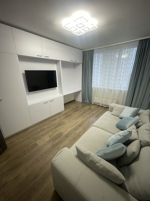 Оренда 2к квартири в ЖК Теремки, Академіка Заболотного 15В Киев - изображение 1