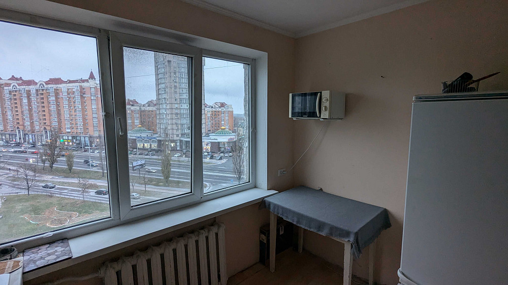 Продається трикімнатна квартира по вул. Олександра Архипенка 7/5 Киев - изображение 1