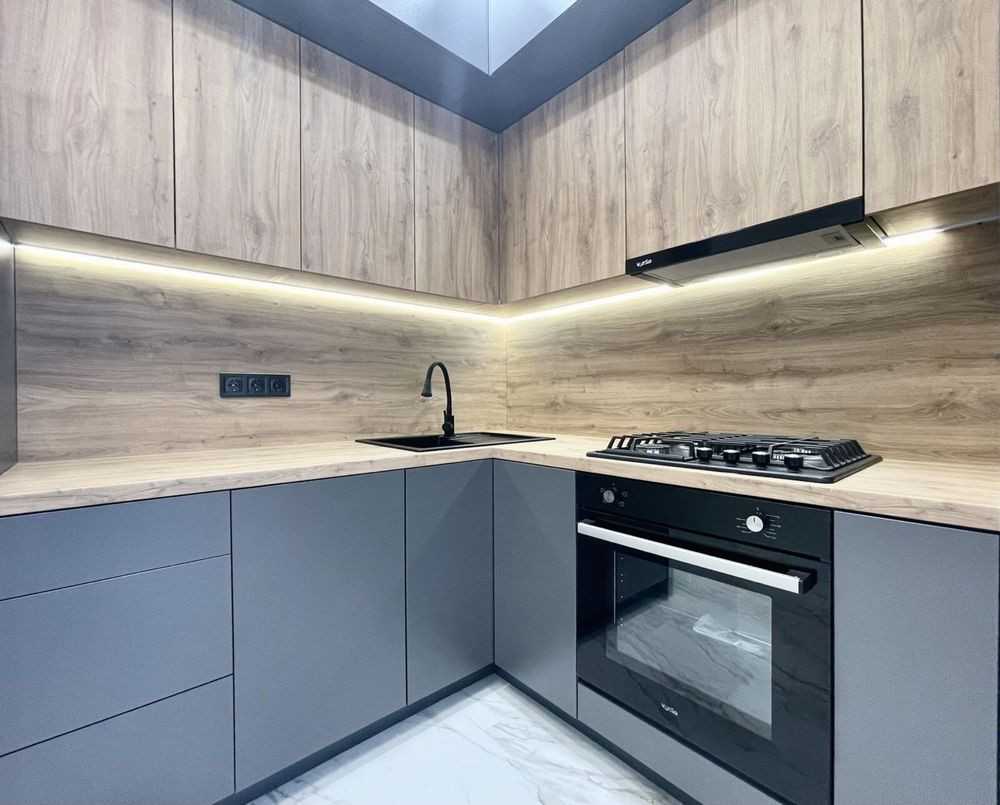 Сучасна квартира) ЖК Софіївські Липки Софіївська Борщагівка - зображення 1