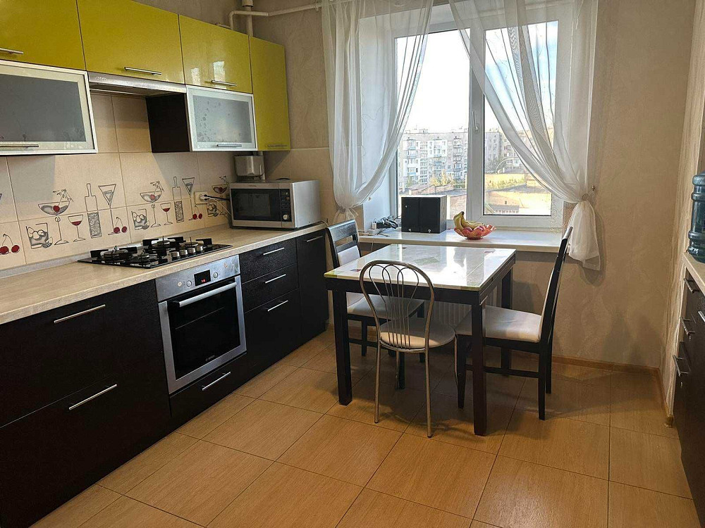 Прекрасна квартира в центрі Вишневого Вишневое - изображение 2