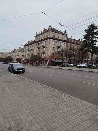 Продається ЕКСКЛЮЗИВНА 3кімнатна СТАЛІНКА в самому центрі міста Lutsk