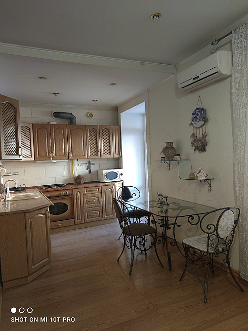 Оренда просторої квартири в Центрі Херсон - зображення 1