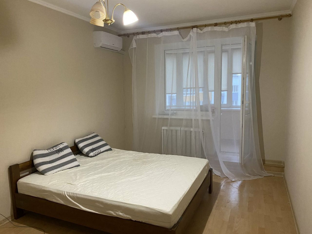 2-ком.кв в Дарницькому р-н, вул.Анни Ахматової Киев - изображение 1