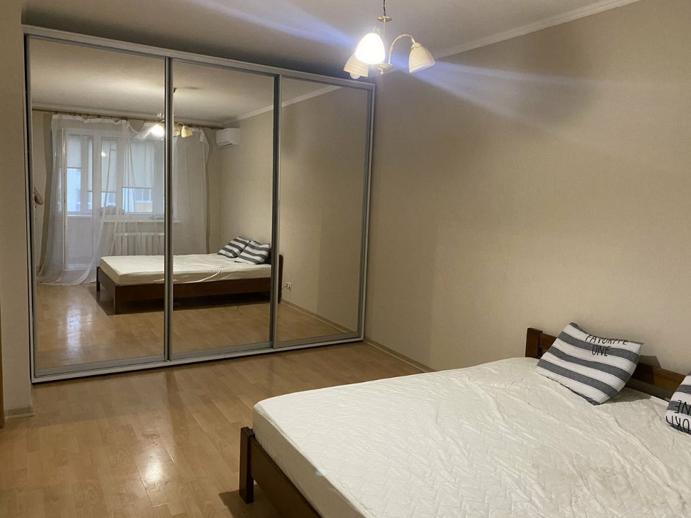 2-ком.кв в Дарницькому р-н, вул.Анни Ахматової Киев - изображение 2