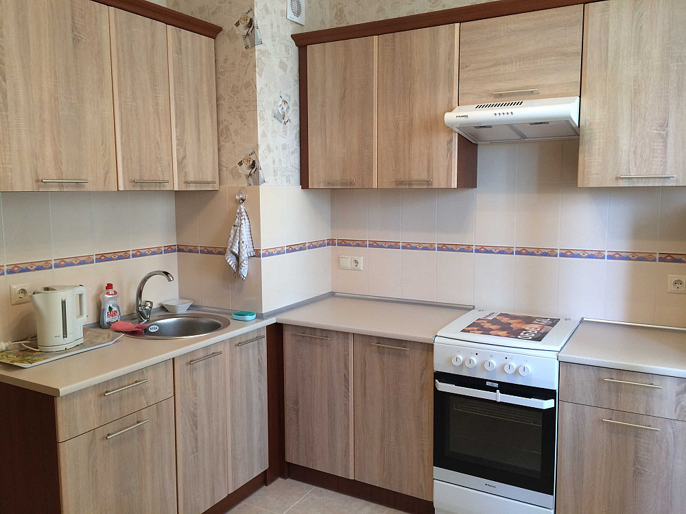 От Хозяина! Сдам 1 комн. квартиру в ЖК «Радужный» с мебелью и техникой Лиманка - зображення 1